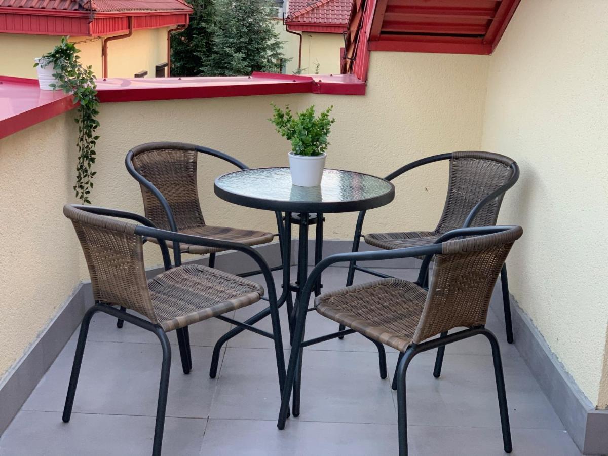 شقة Apartament Pod Gwiazdami أوستروف فيلكابورسكي المظهر الخارجي الصورة