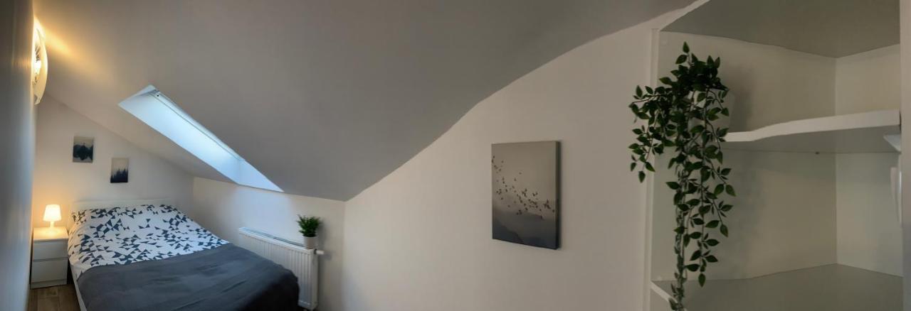 شقة Apartament Pod Gwiazdami أوستروف فيلكابورسكي المظهر الخارجي الصورة